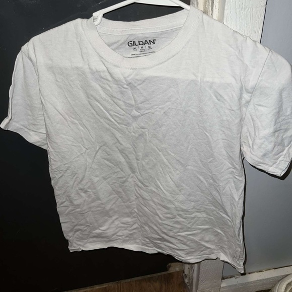 I’m selling shirts,size M-L - Picture 4 of 10